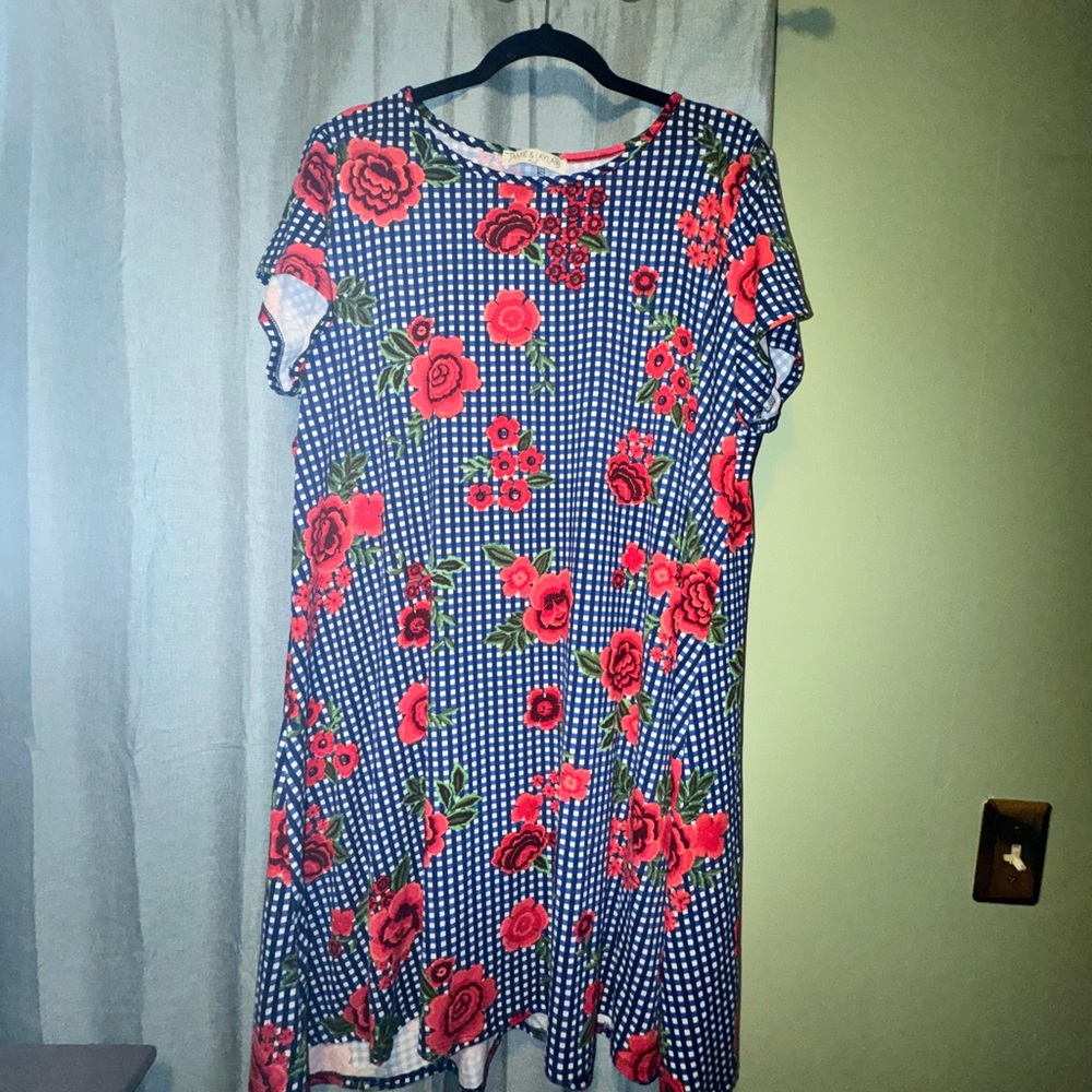 Jamie & Layla Floral Gingham Shift Dress
